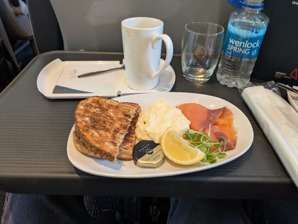 Avanti Train Breakfast
