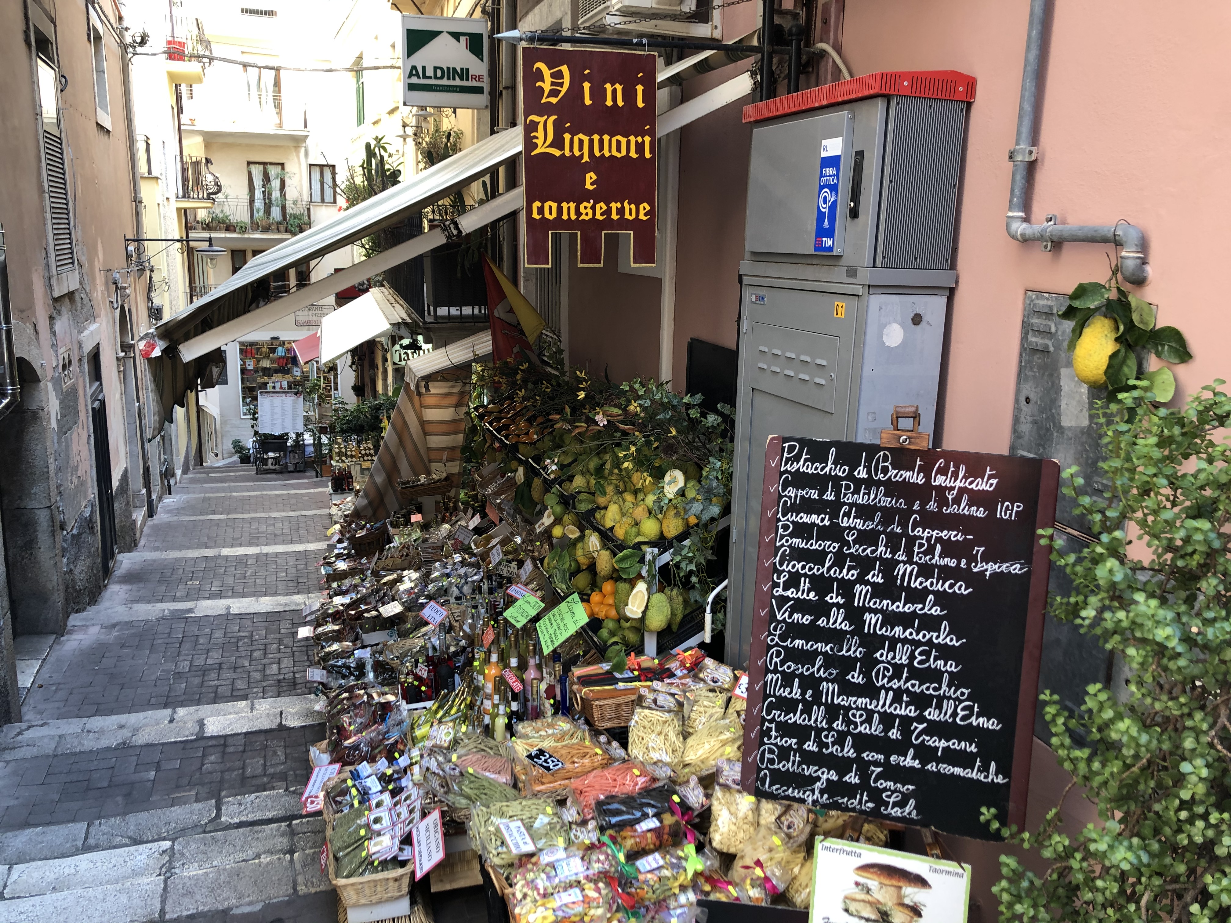 food shop taormina