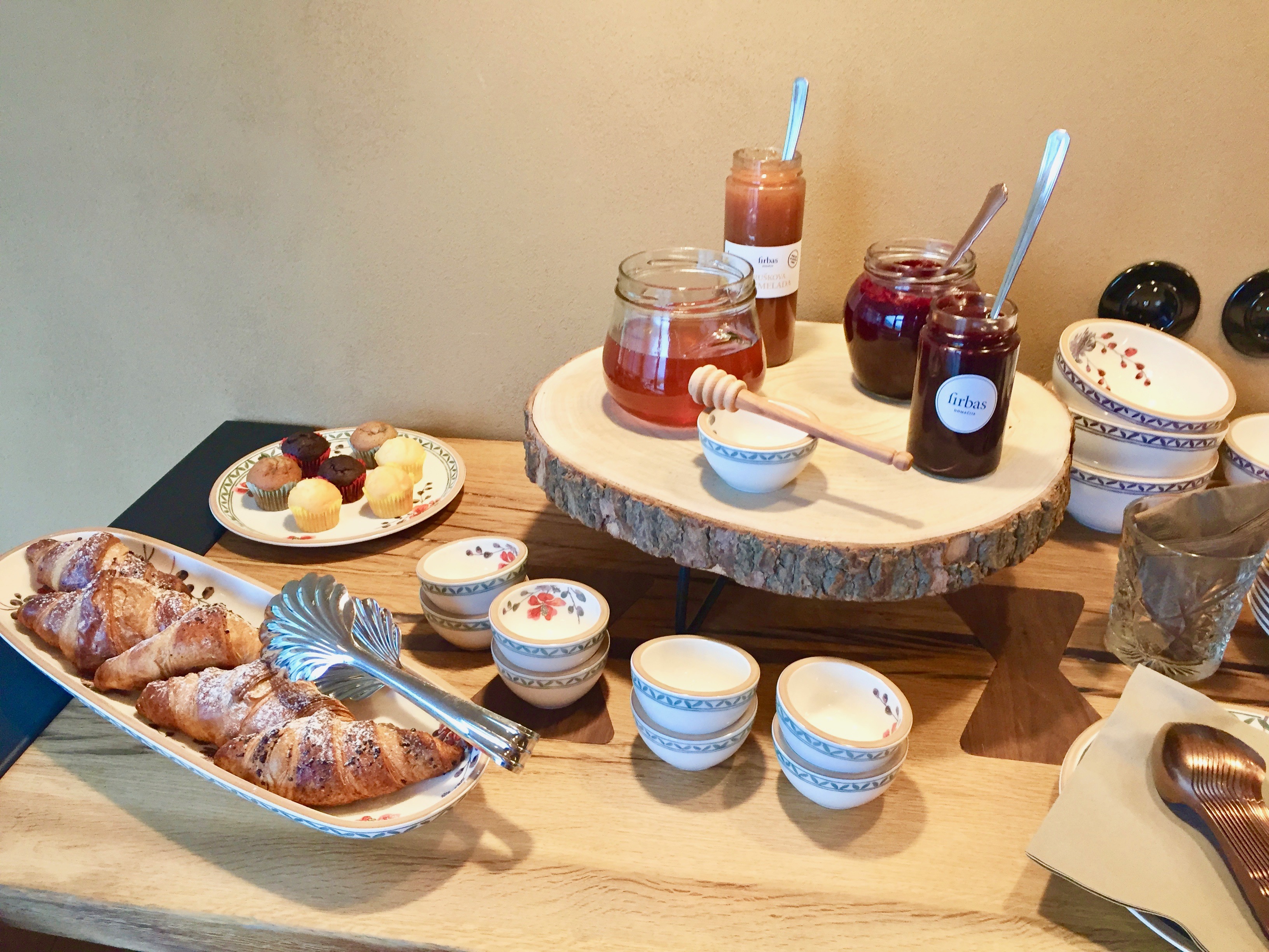 breakfast spread, slovenia