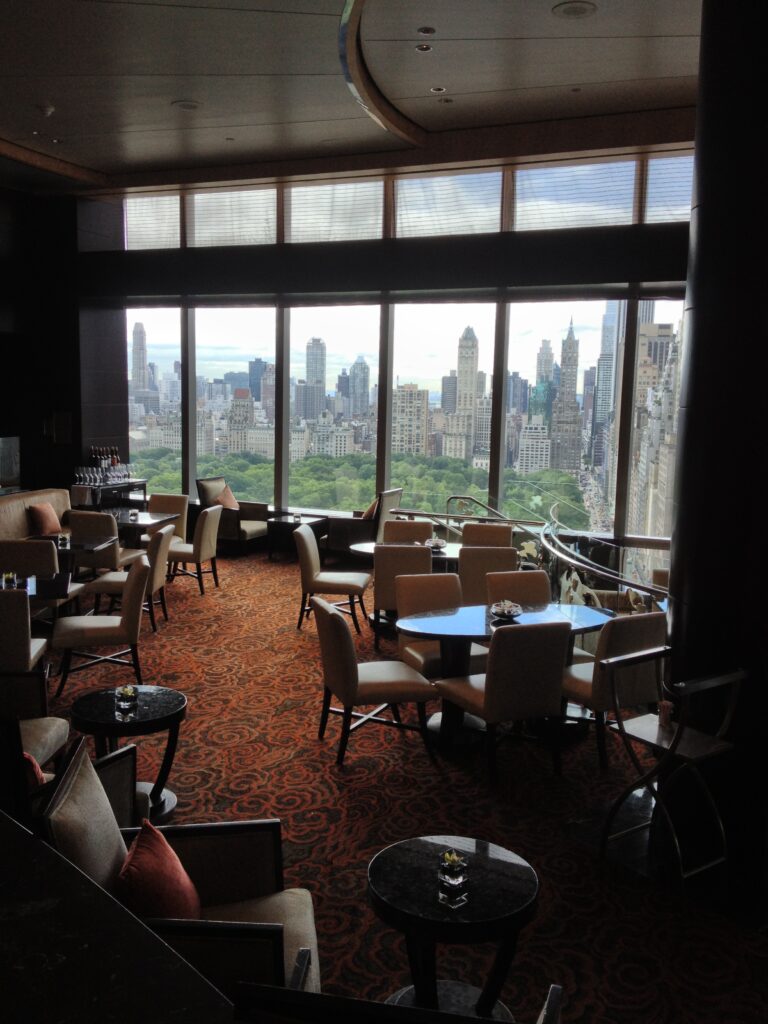 Mandarin Oriental Hotel Lounge